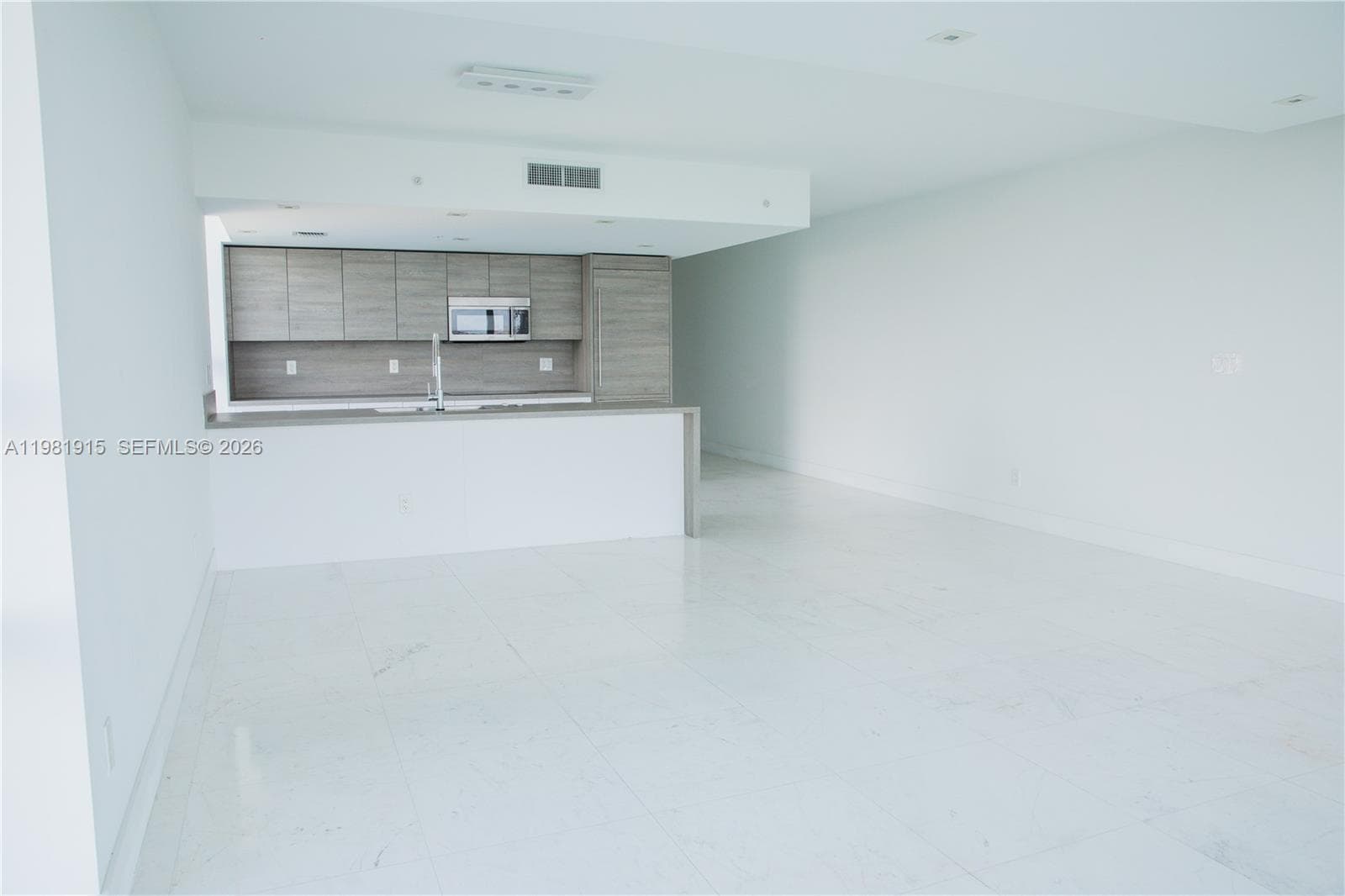 400 Sunny Isles Blvd 1701 photo 25