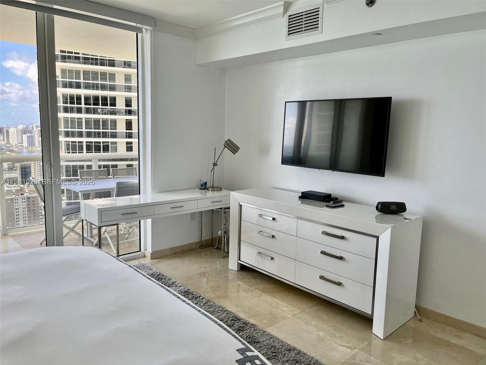 1830 S Ocean Dr 4004 photo 17
