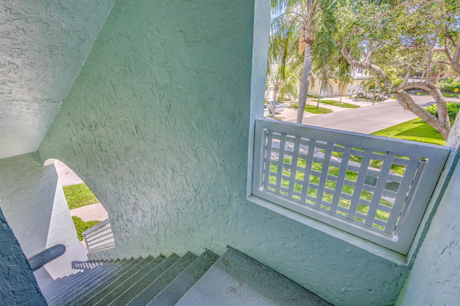 1701 Mizzenmast Way photo 7