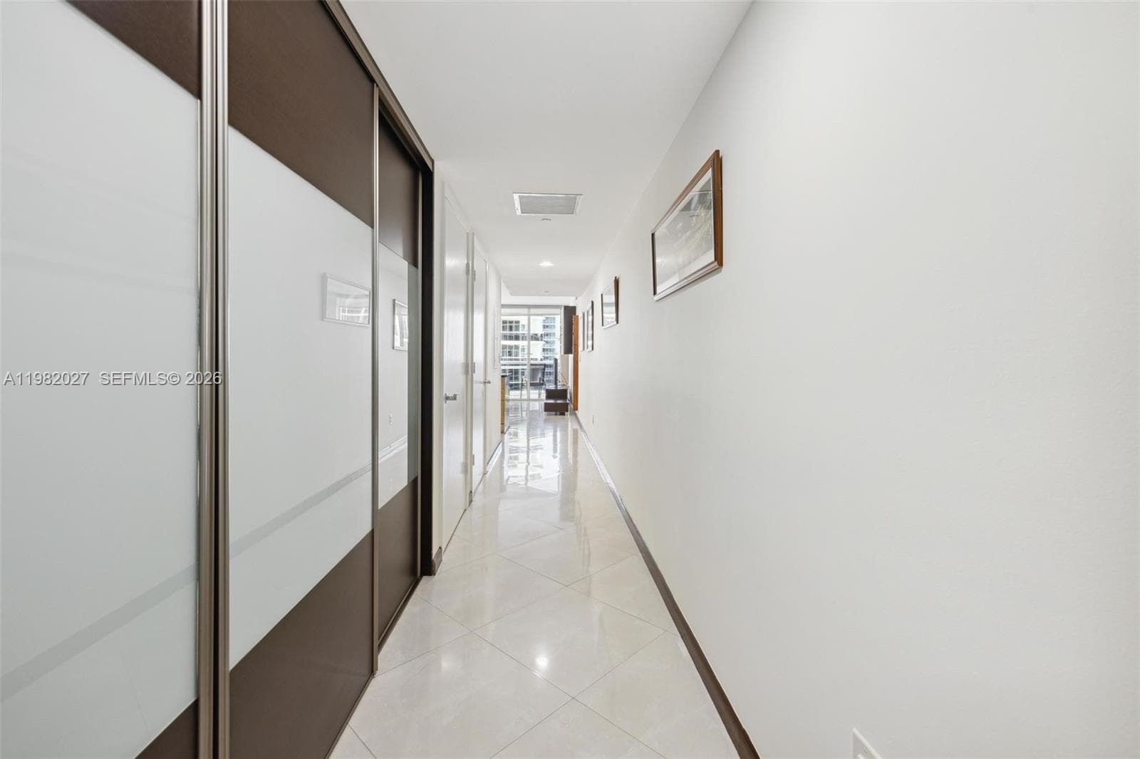 1830 S Ocean Dr 3909 photo 9