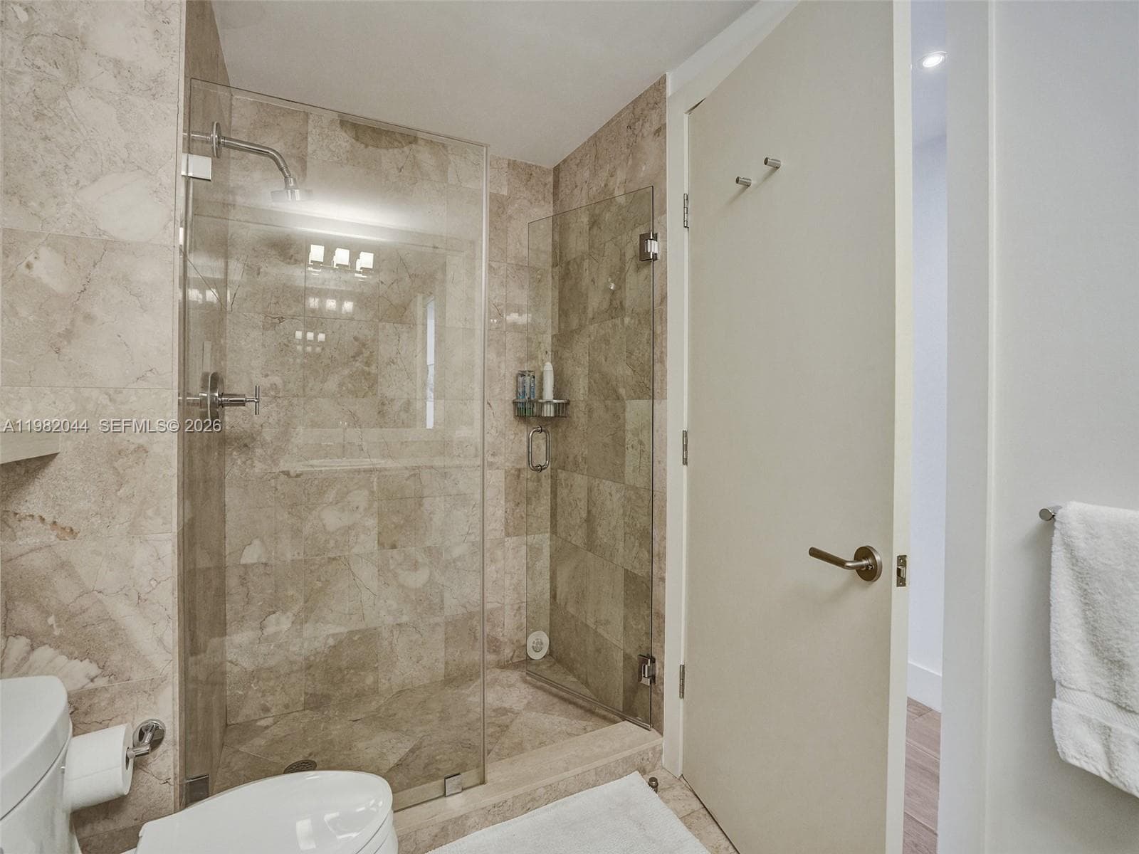 3201 NE 183rd St 301 photo 23