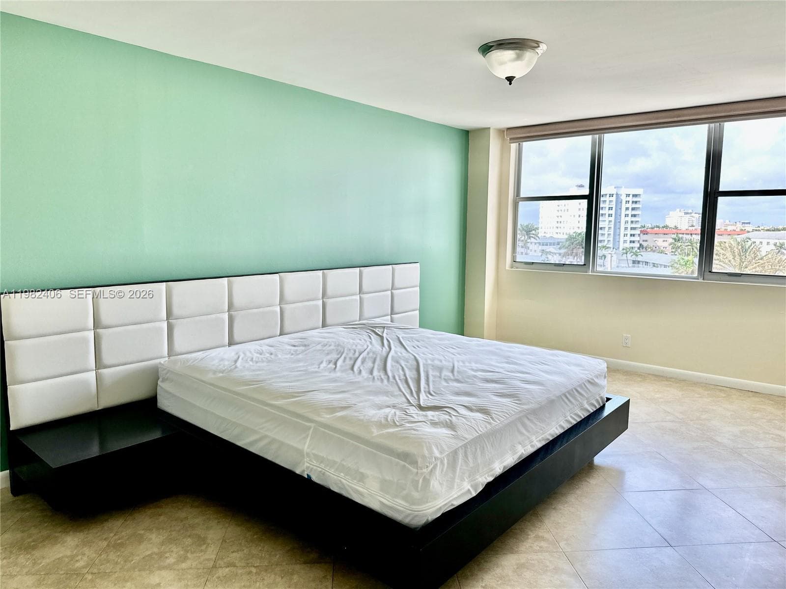 3180 S Ocean Dr 401 photo 12