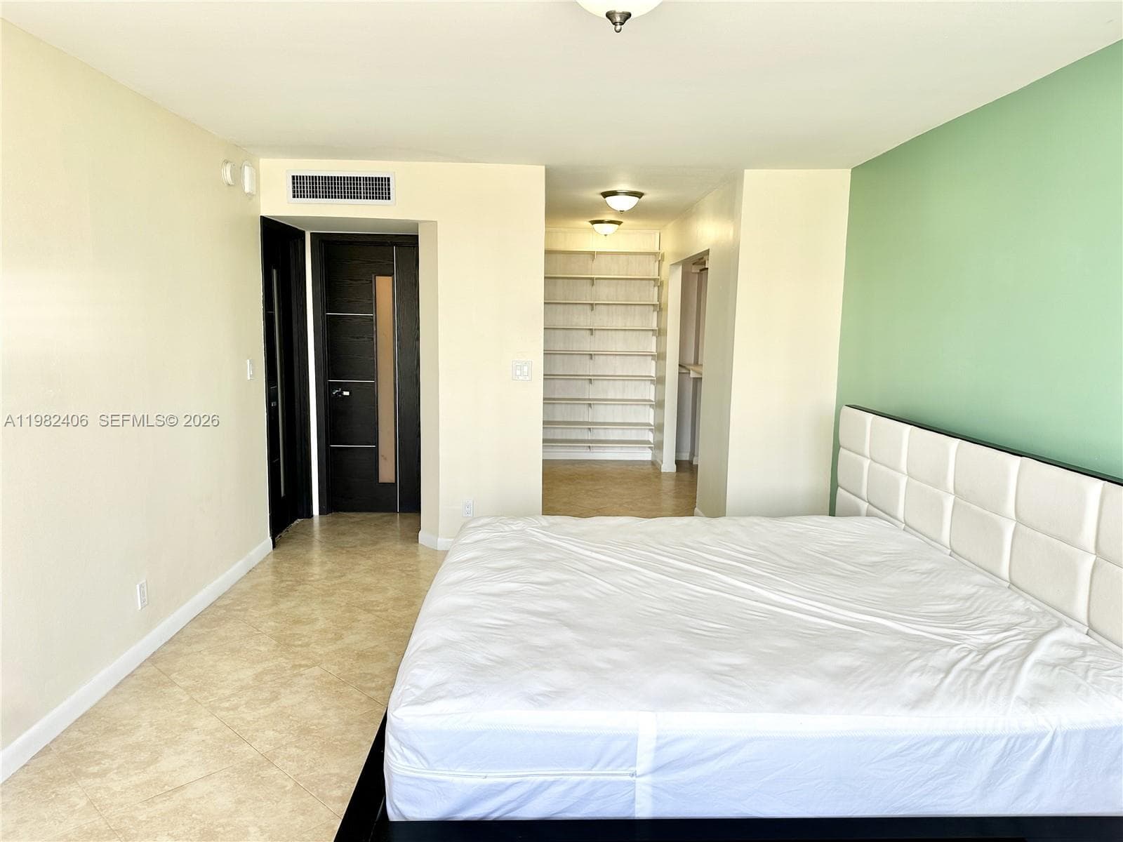 3180 S Ocean Dr 401 photo 10