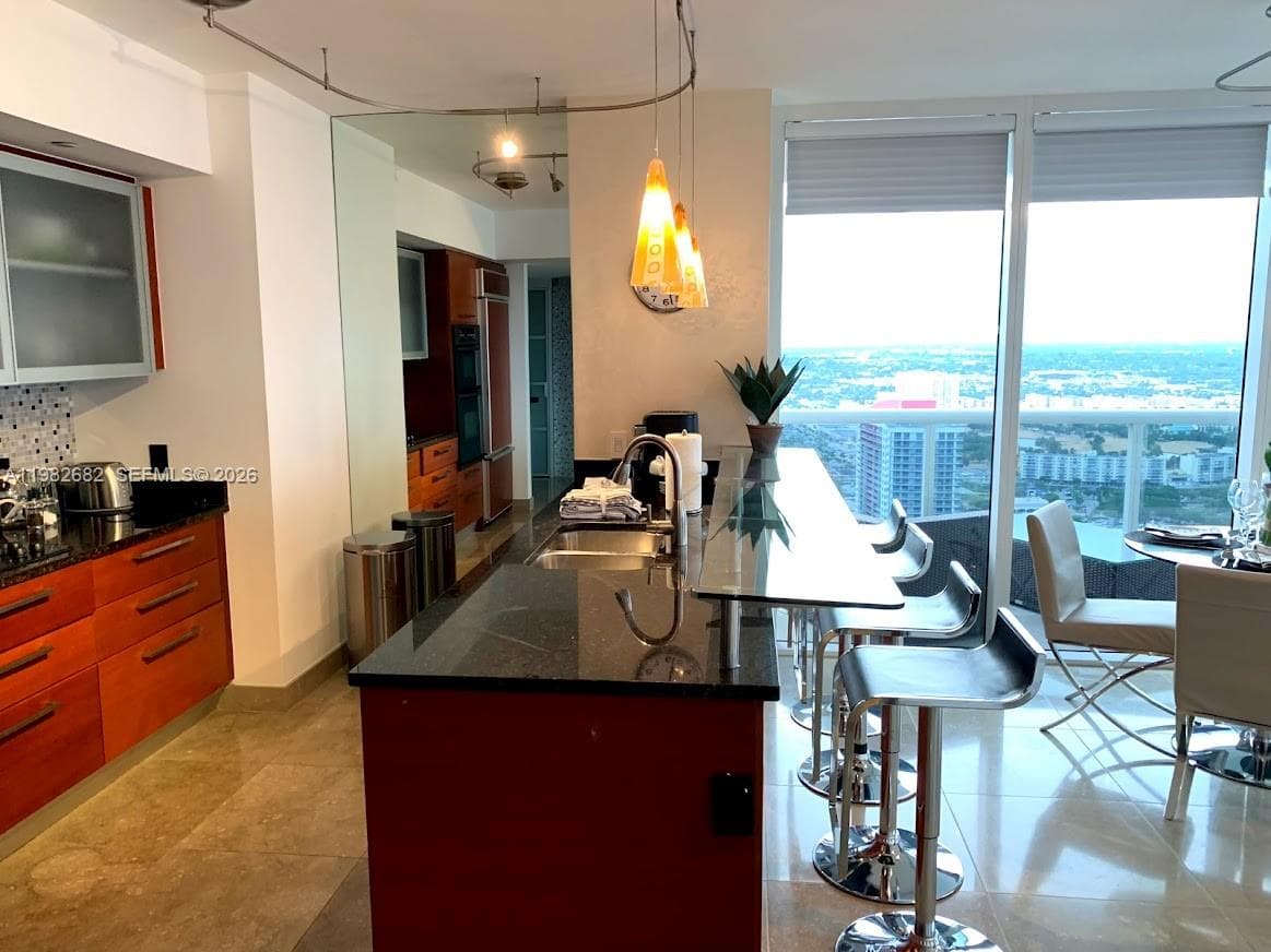 1830 S Ocean Dr 4608 photo 12