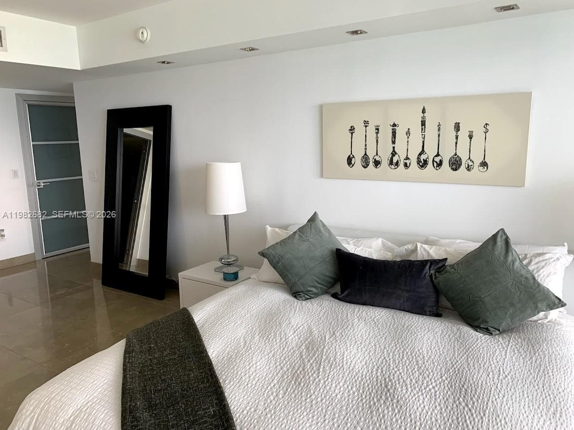 1830 S Ocean Dr 4608 photo 25