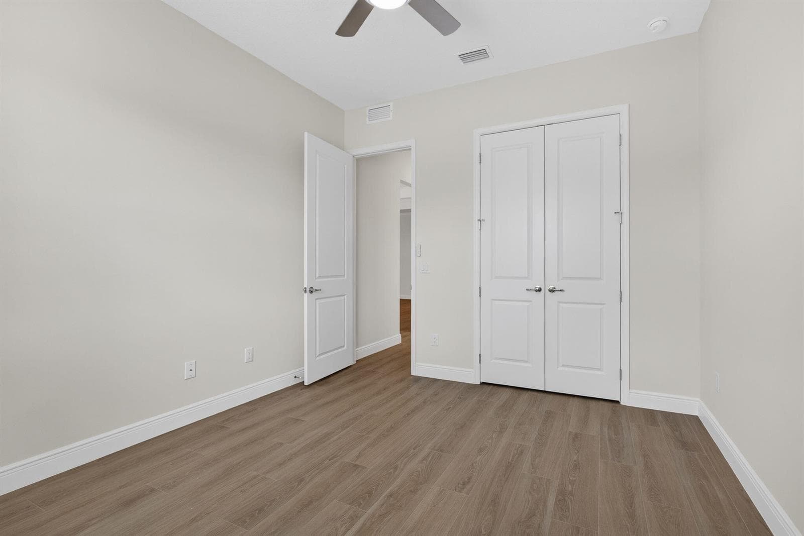14043 87th Street N photo 16