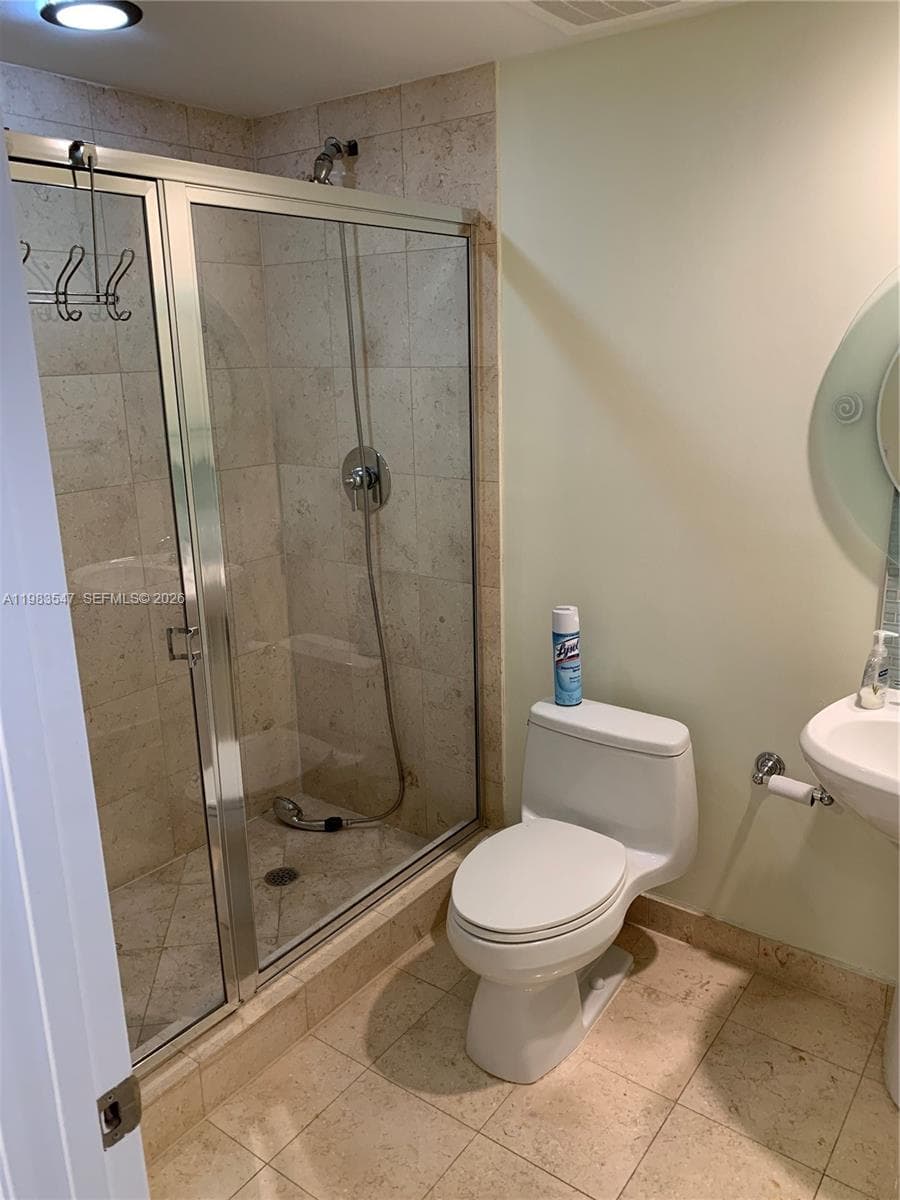 1830 S Ocean Dr 2503 photo 8