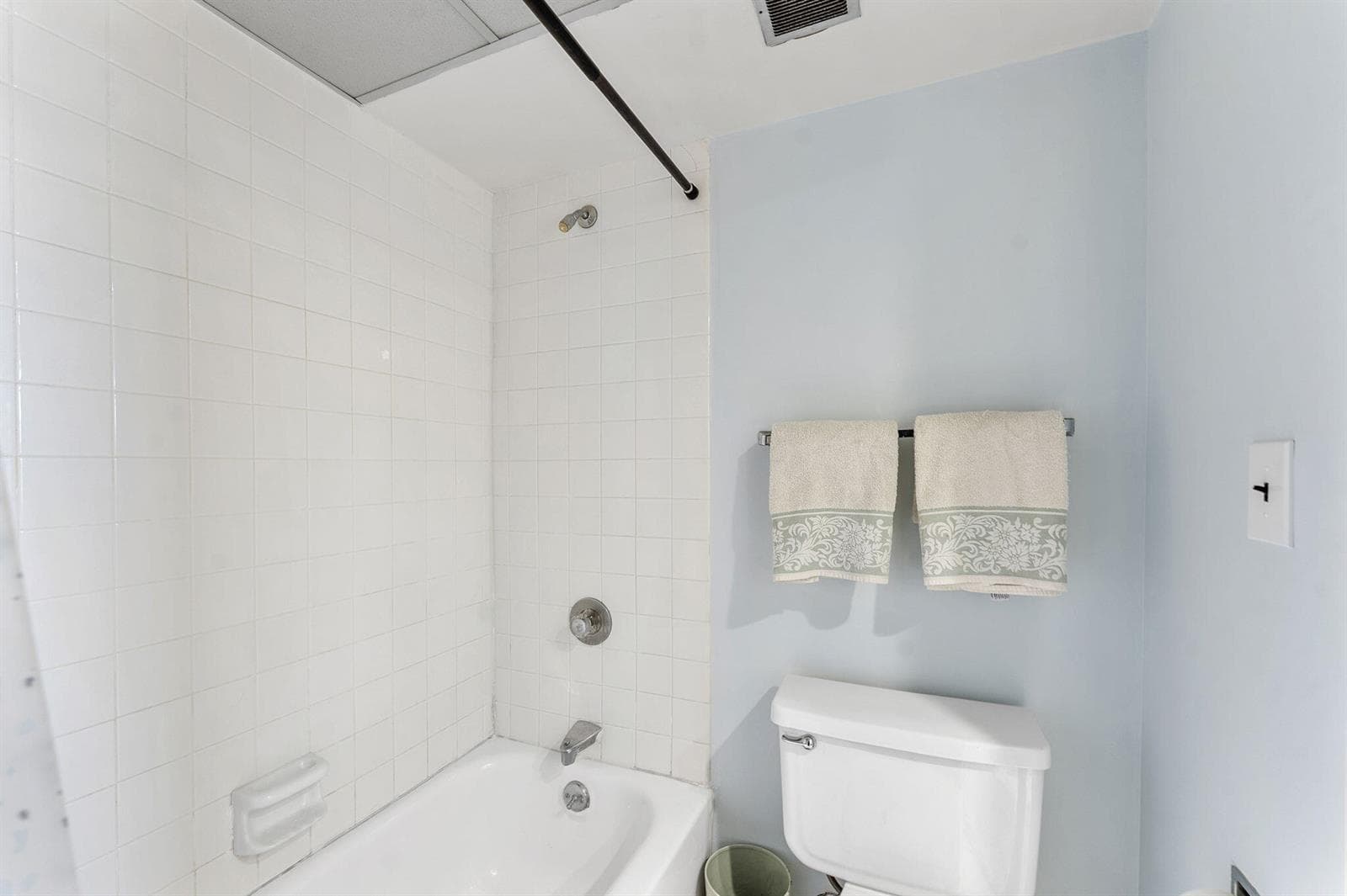 8 N Royal Palm Way 6040 photo 14