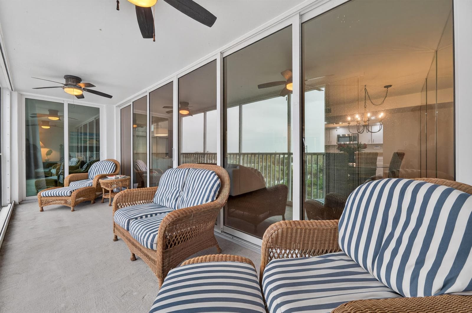 669 NE Plantation Road 308 photo 23