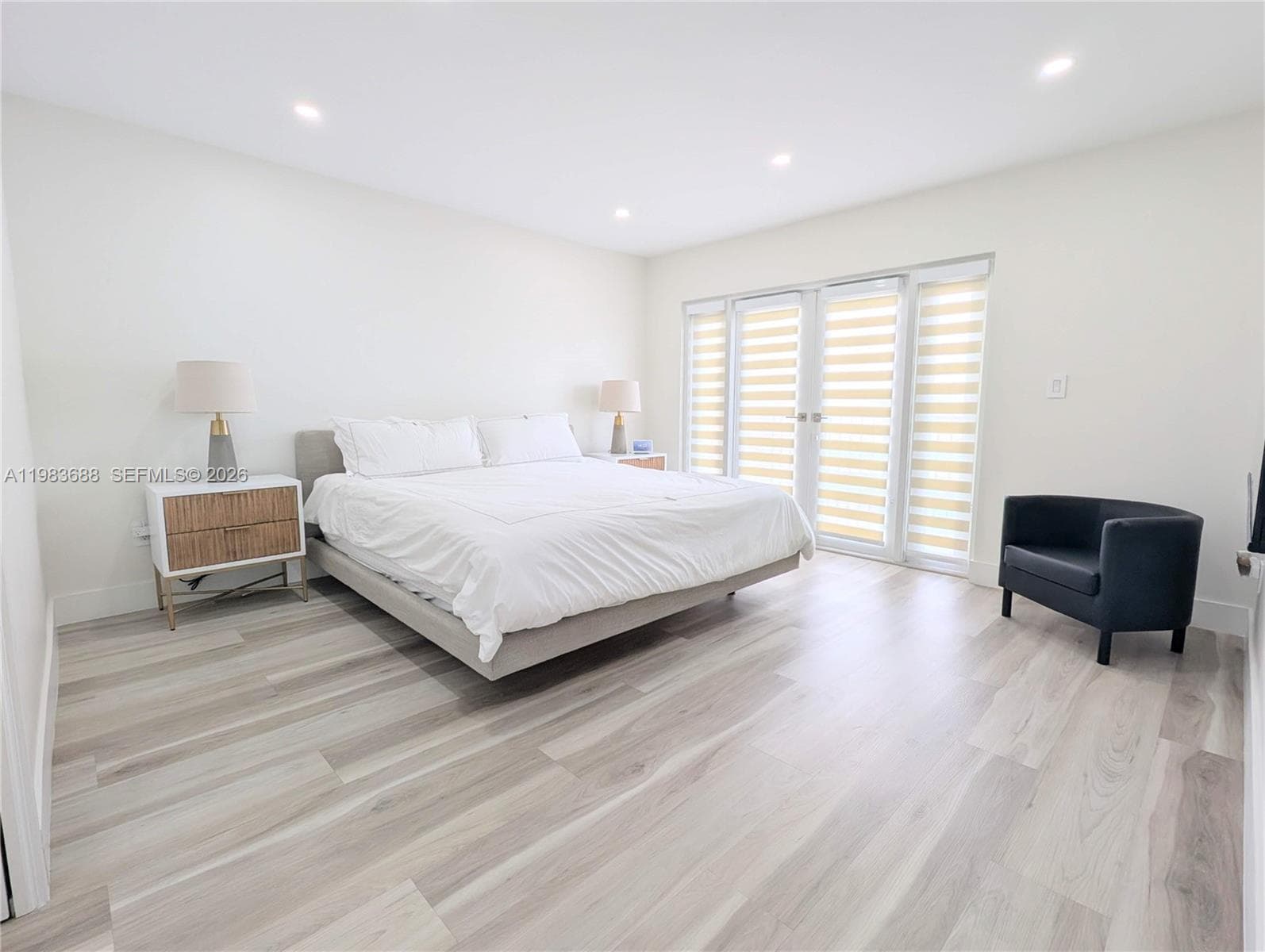 3789 NE 167th St 42 photo 16