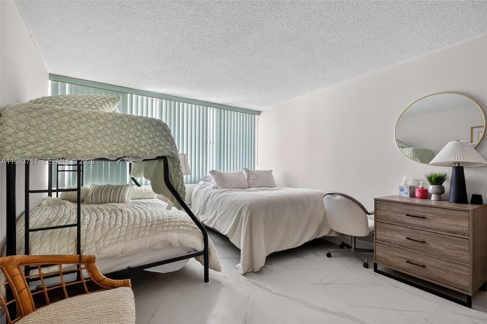 1410 S Ocean Dr 601 photo 19