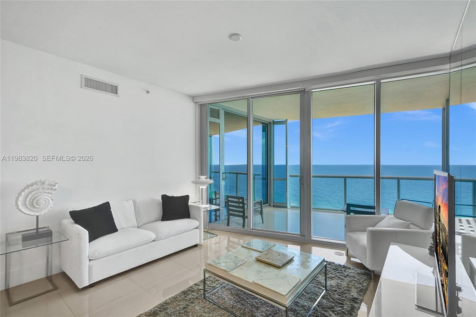 17121 Collins Ave 2003 photo 7