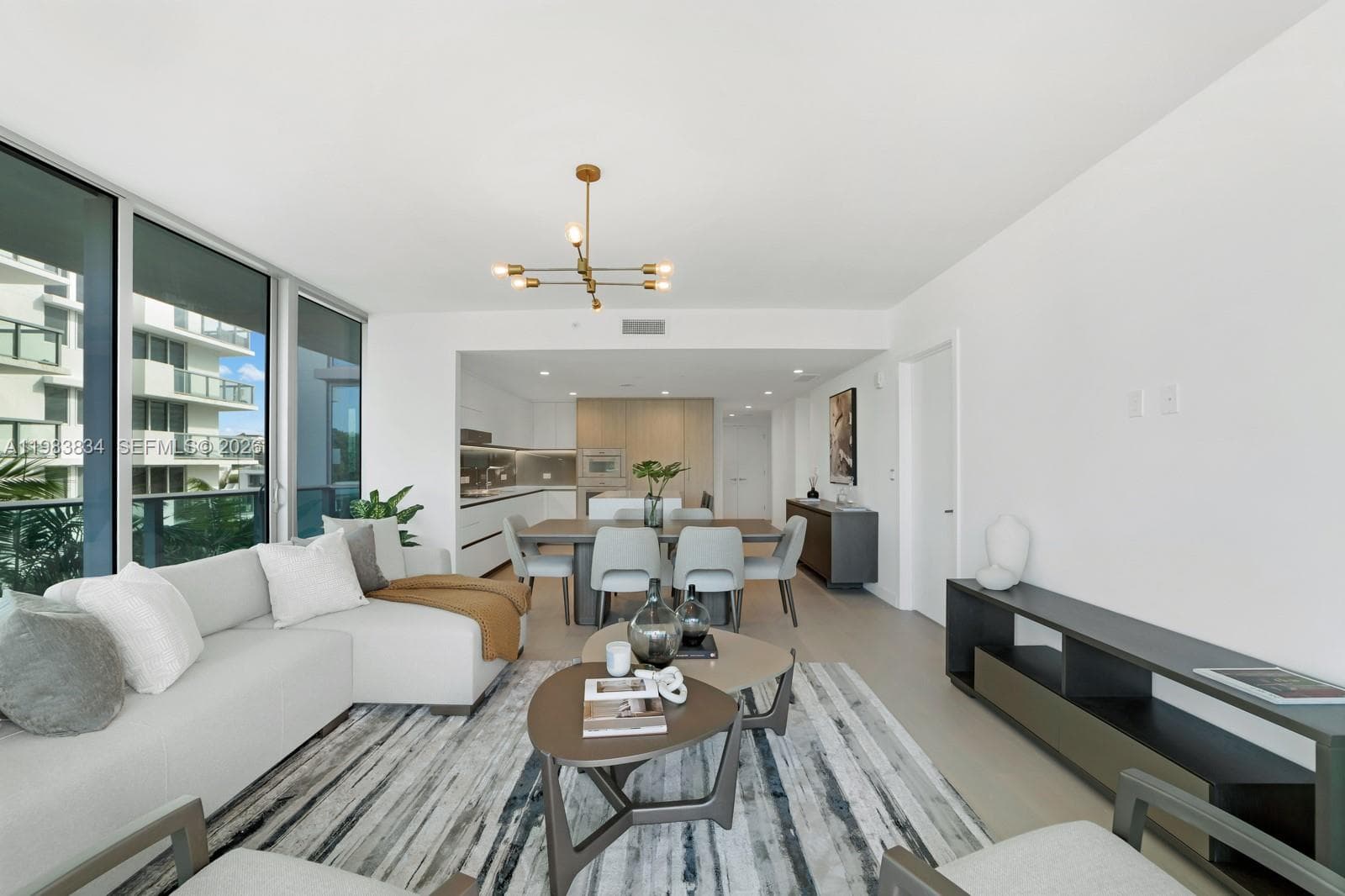 9221 E Bay Harbor Drive 412 photo 2