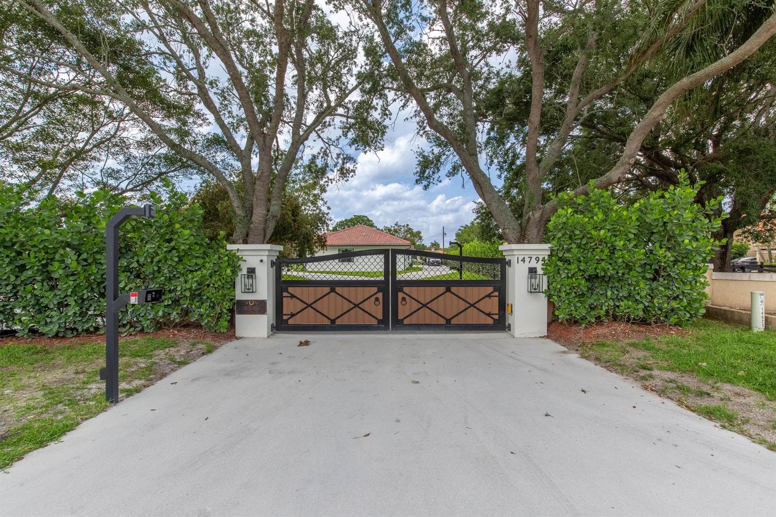 14794 Rolling Rock Place photo 4