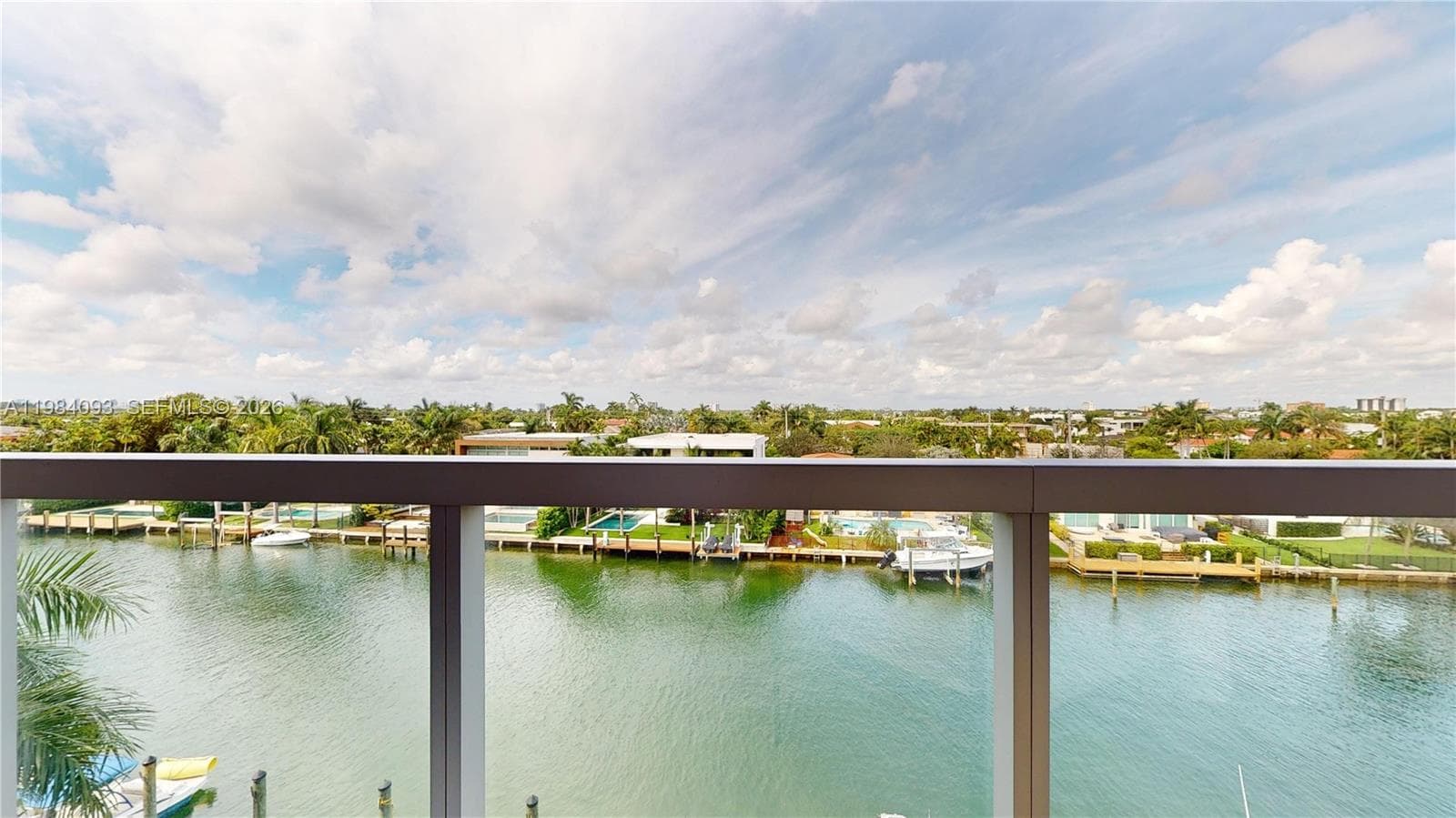 9940 W Bay Harbor Dr 5E-N photo 4