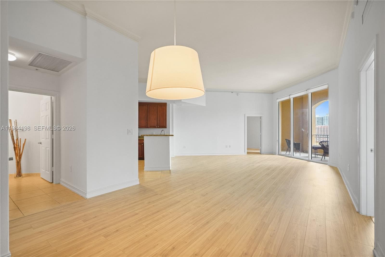 3001 NE 185th St 716 photo 5