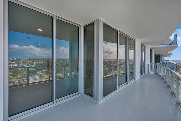 220 Lake Shore Drive 2105 photo 16