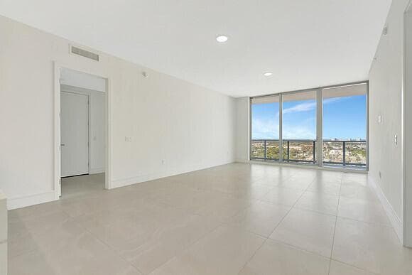 220 Lake Shore Drive 2105 photo 7