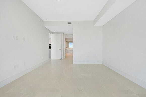 220 Lake Shore Drive 2105 photo 9