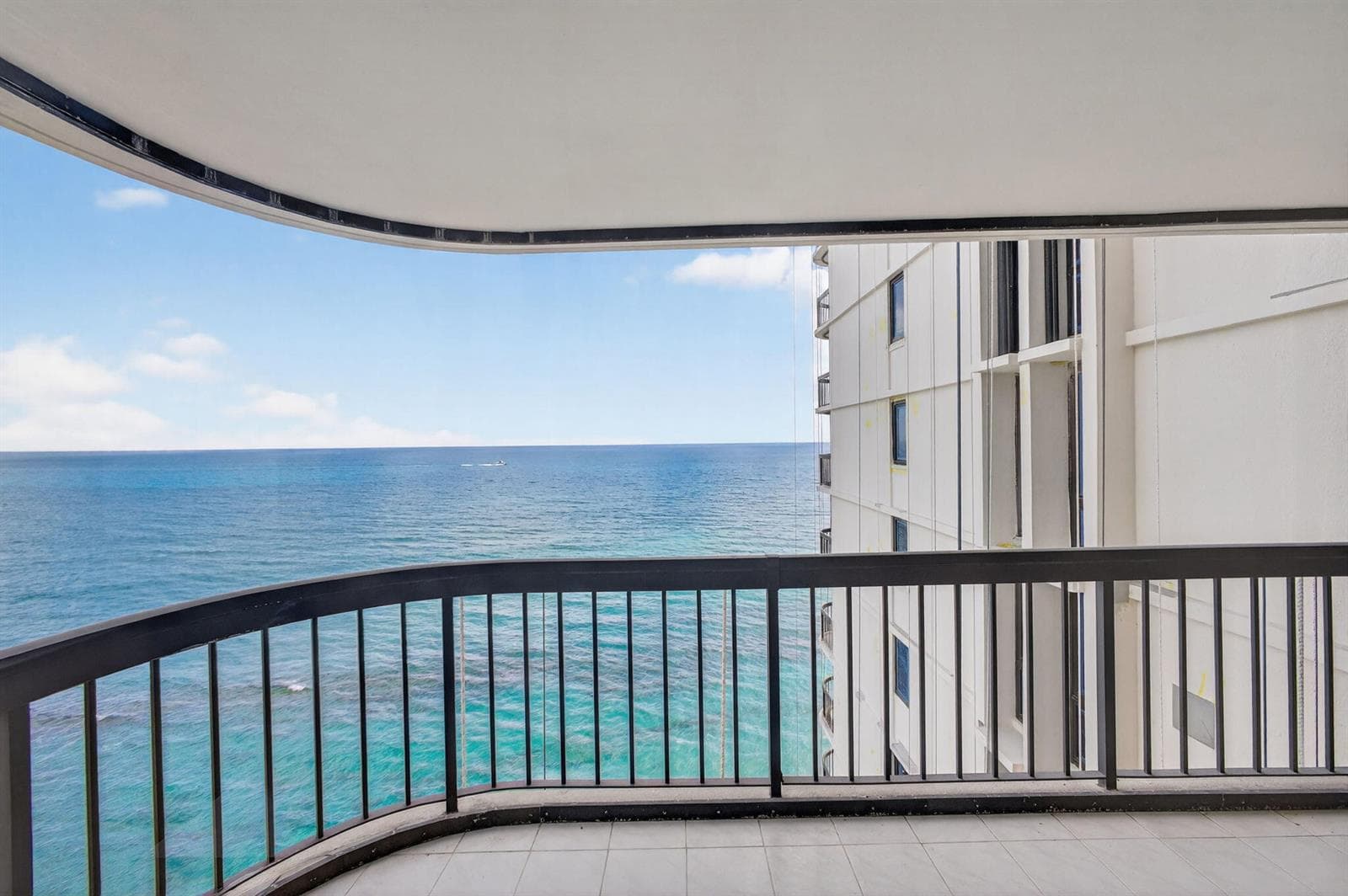 5380 N Ocean Drive 12e photo 25