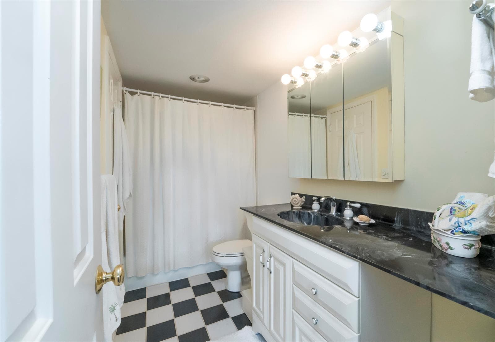 336 Golfview Road 203 photo 18