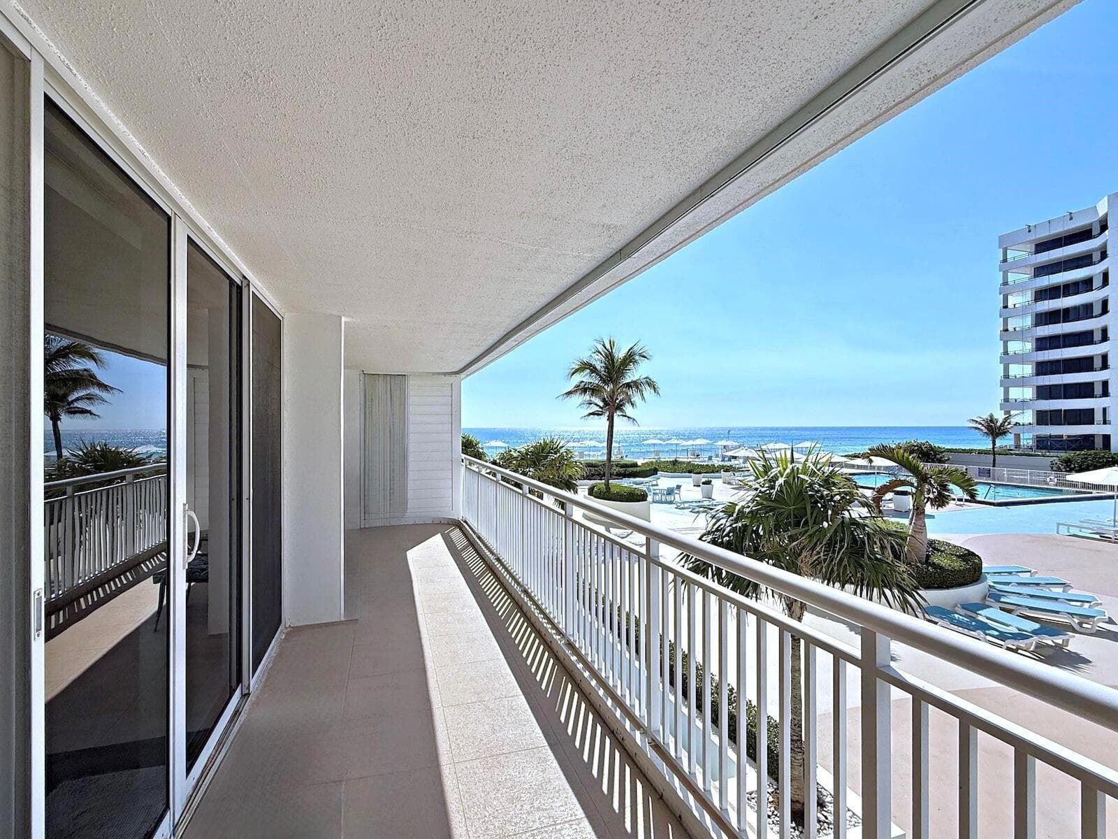 3546 S Ocean Boulevard 305 photo 3