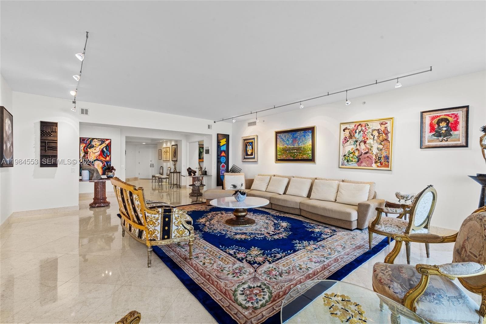 21200 Point Pl 1901 photo 5