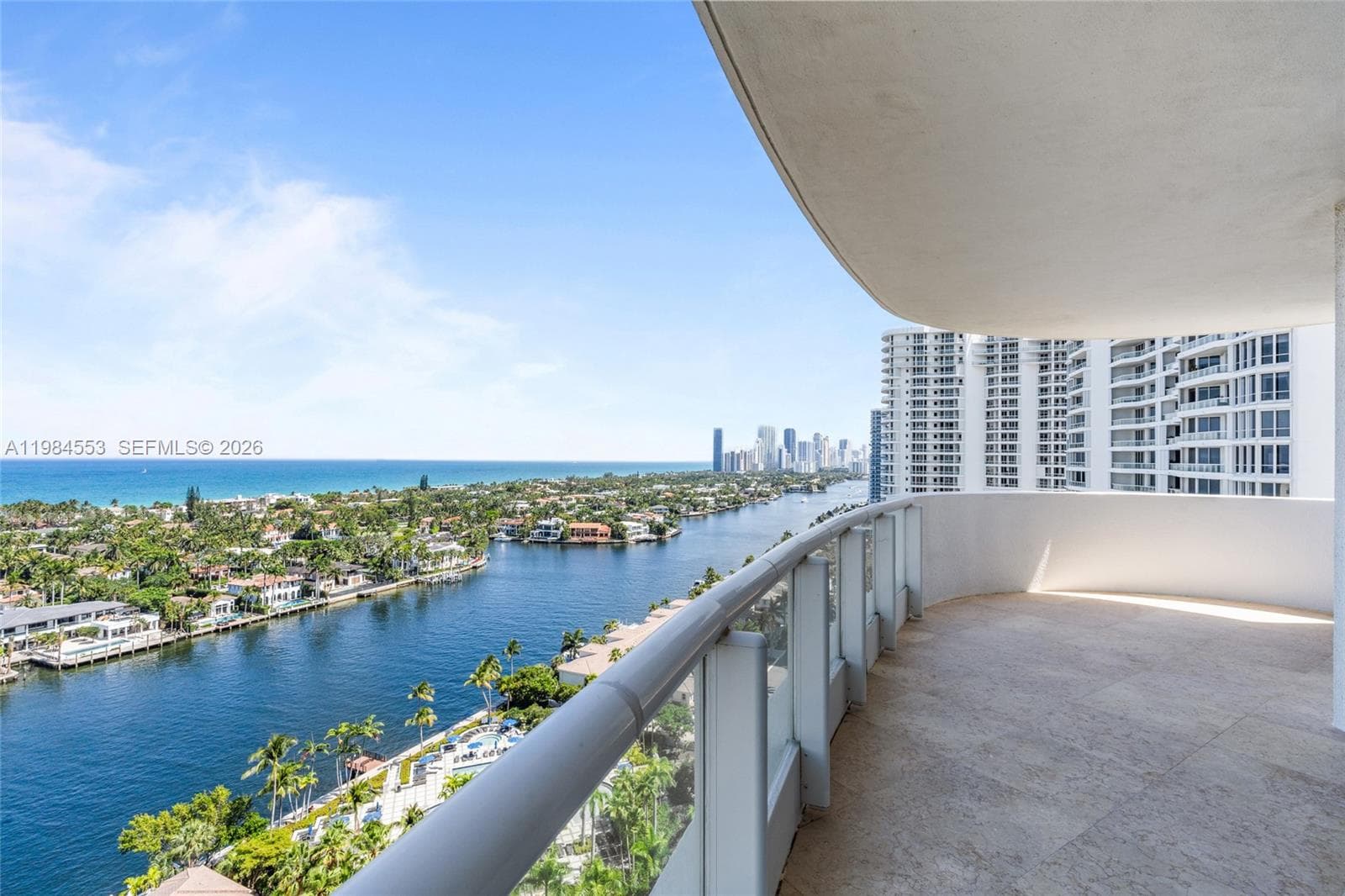21200 Point Pl 1901 photo 11