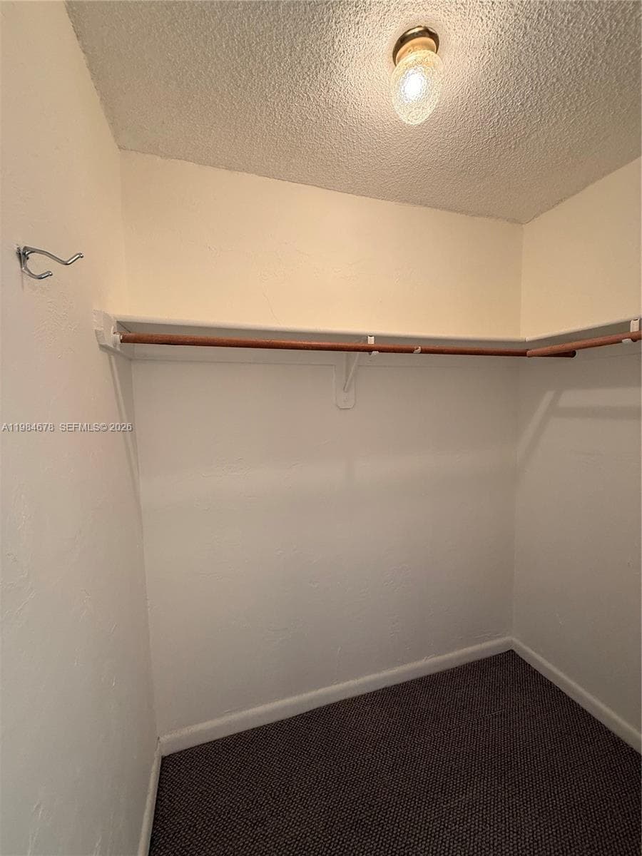 3860 NE 170th St 304 photo 19