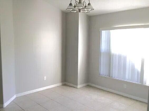 2367 SE Rock Springs Drive photo 7