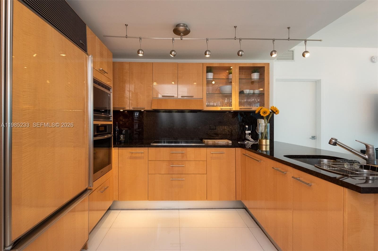 6799 Collins Ave 906 photo 6