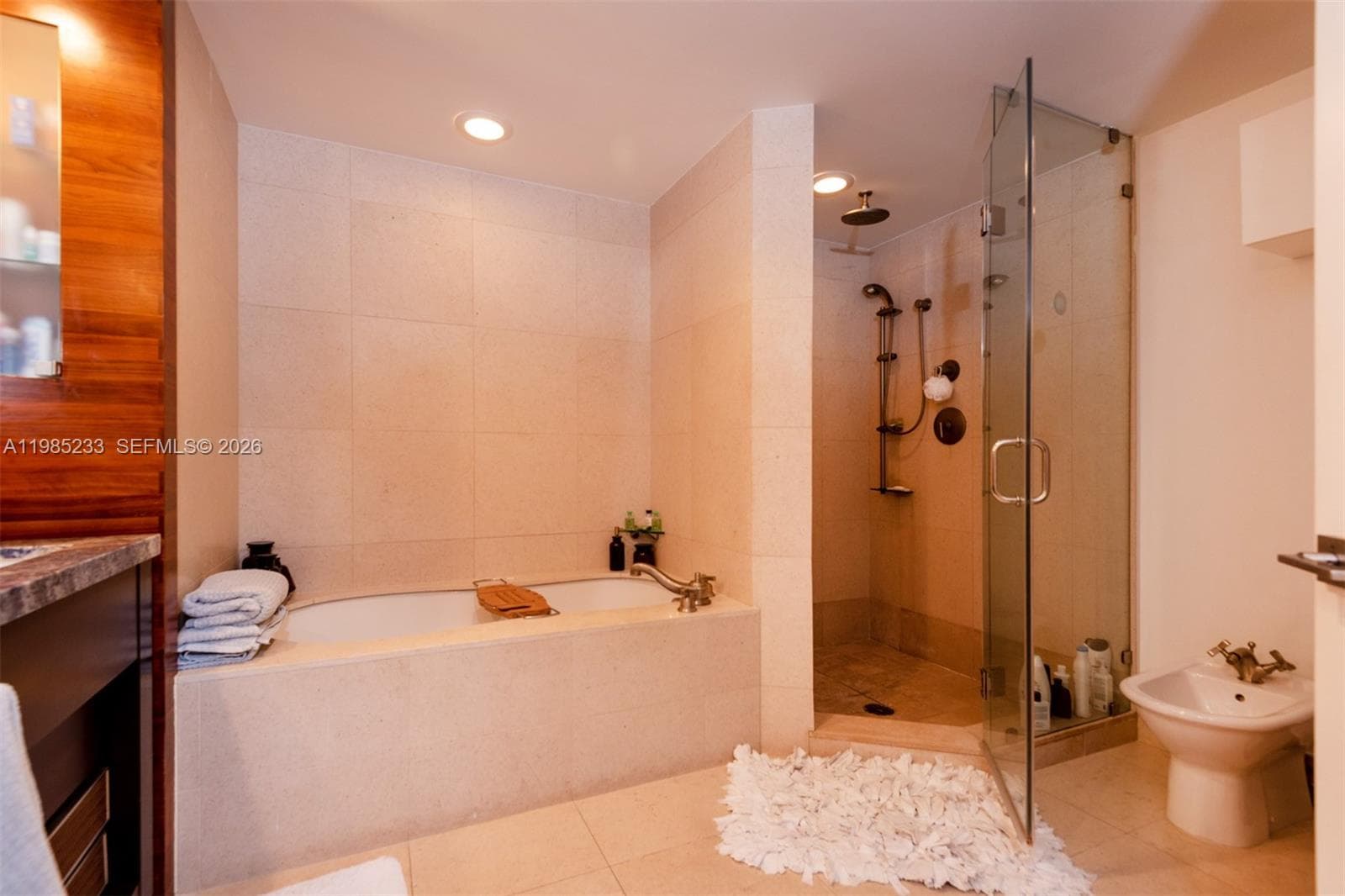 6799 Collins Ave 906 photo 9