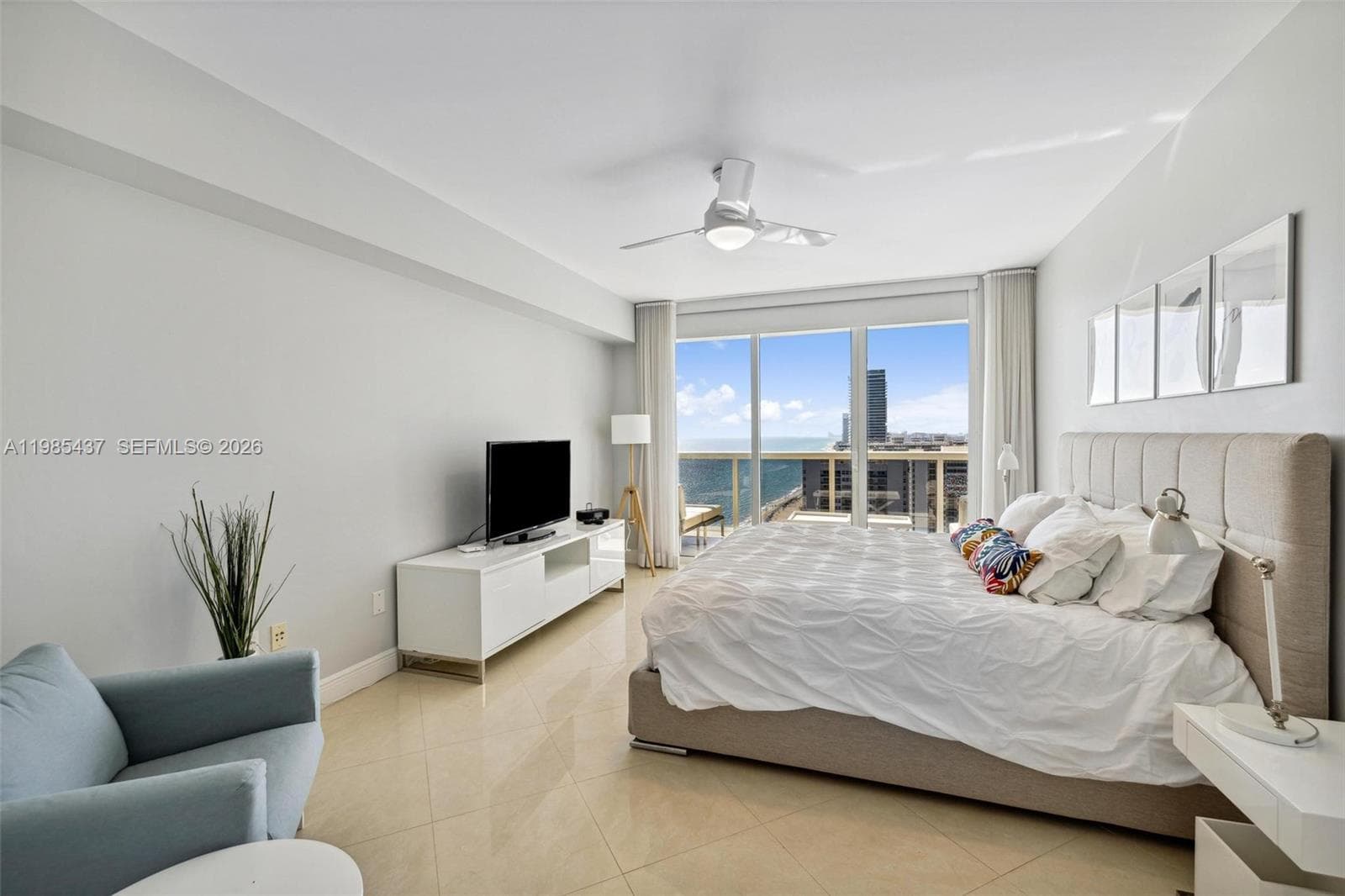 1830 S Ocean Dr 2703 photo 14