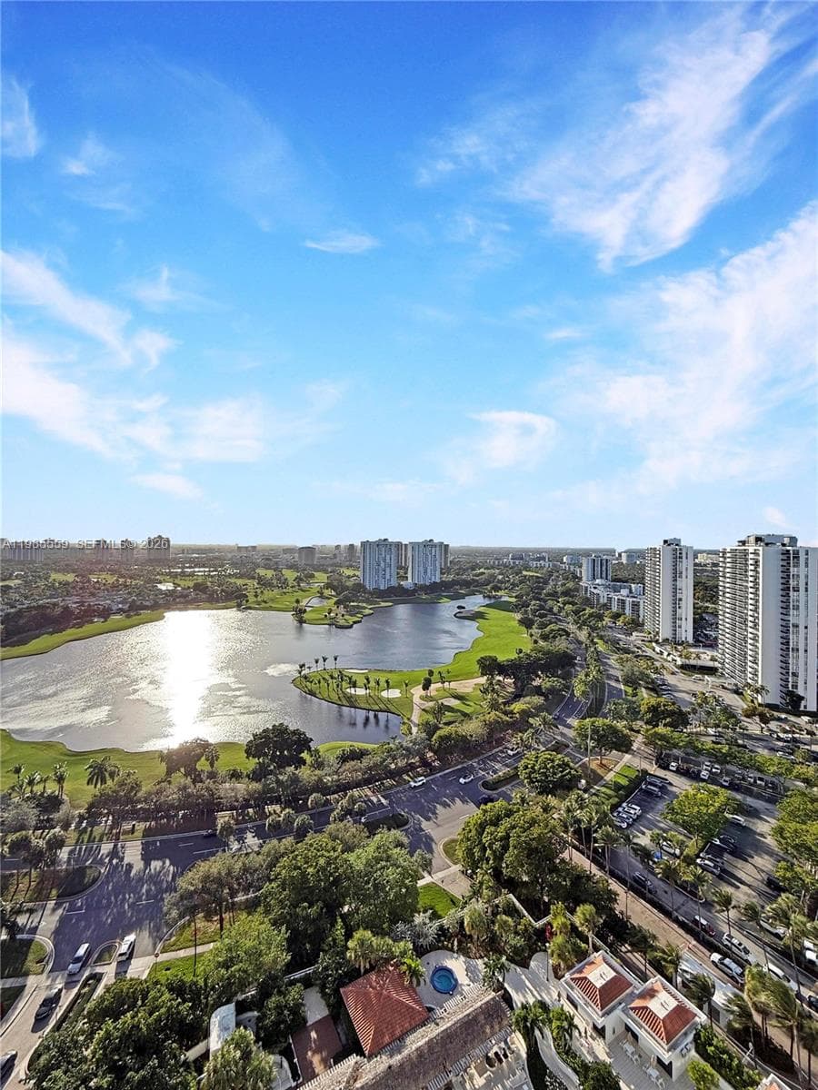 20281 E Country Club Dr 2409 photo 19