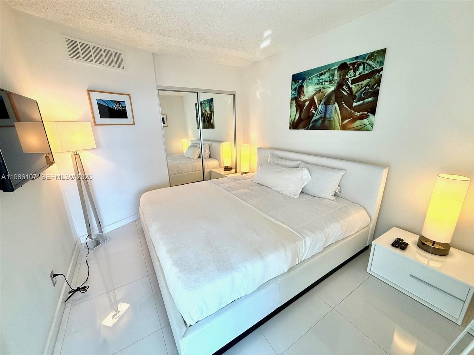 2301 Collins Ave 931 photo 6