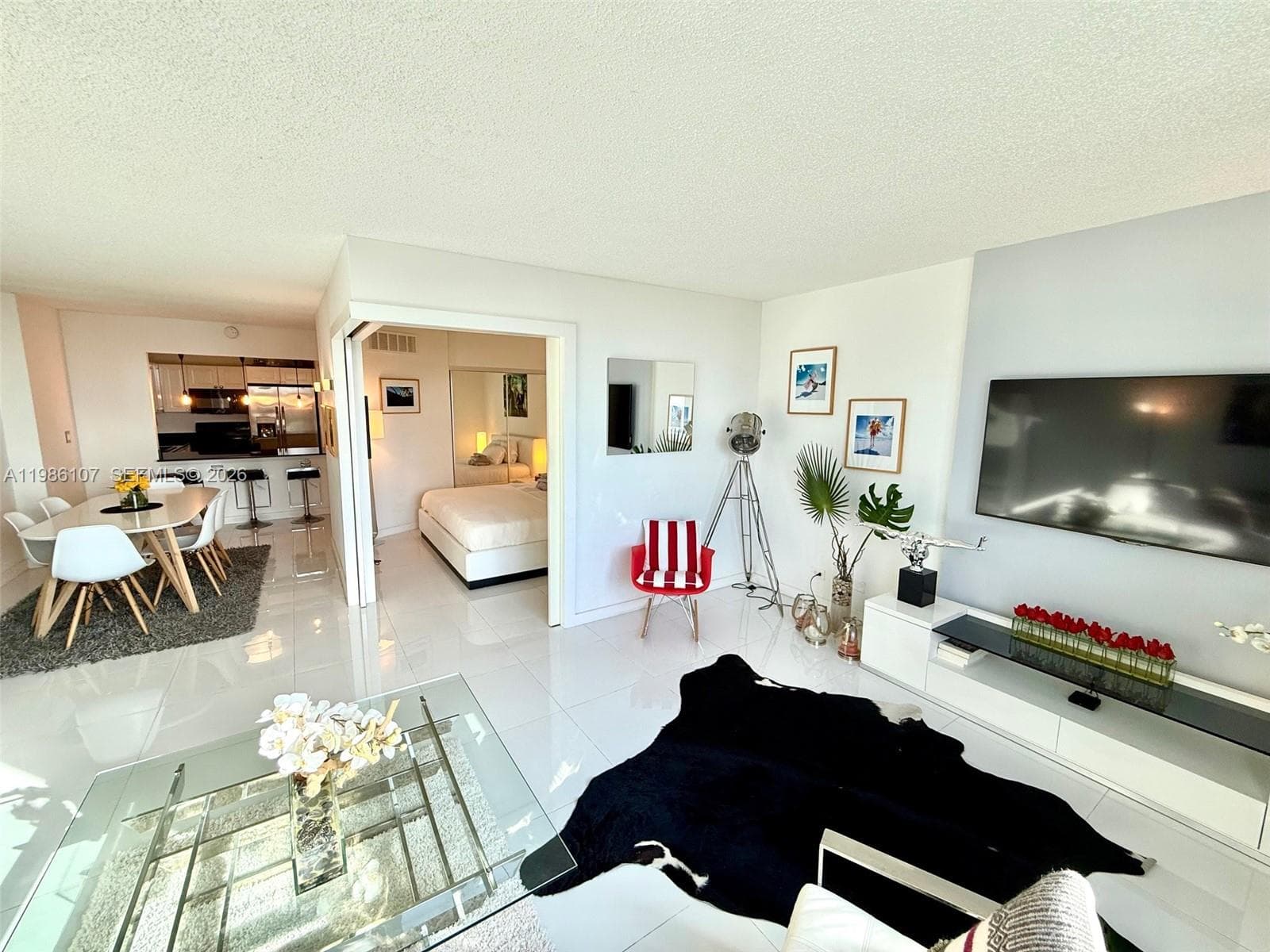 2301 Collins Ave 931 photo 5