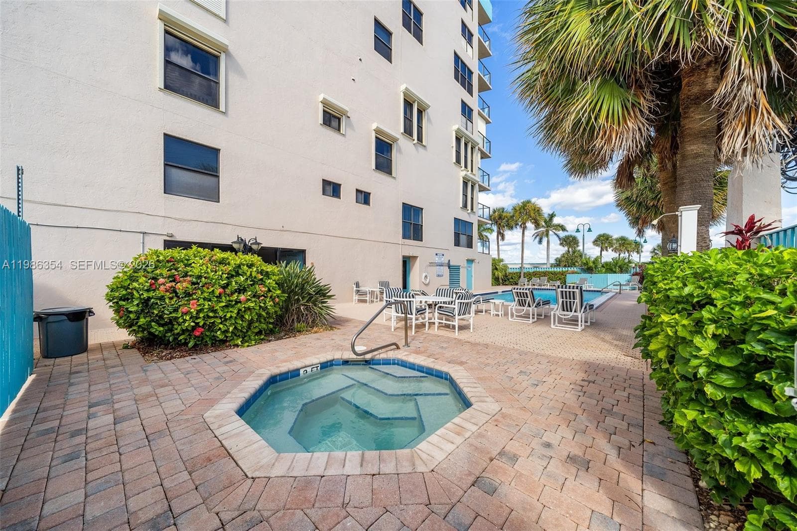 355 E Ocean Dr 401 photo 23