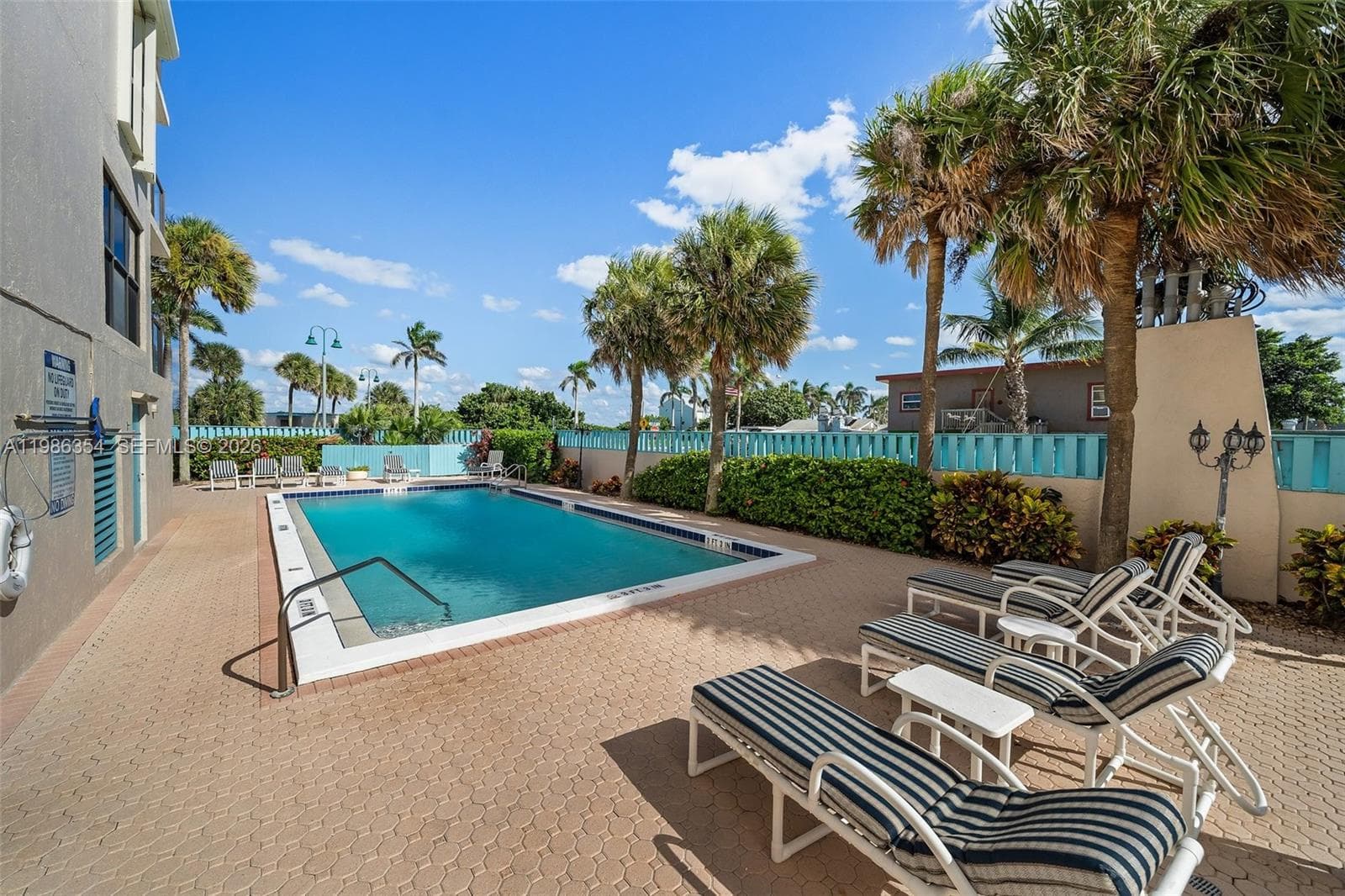355 E Ocean Dr 401 photo 3