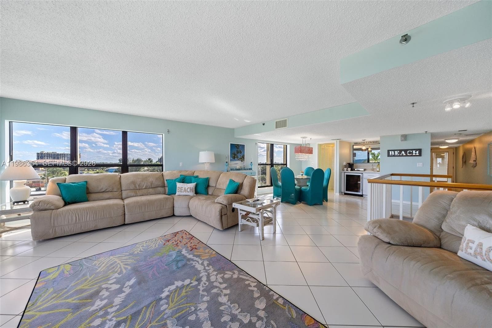 355 E Ocean Dr 401 photo 5