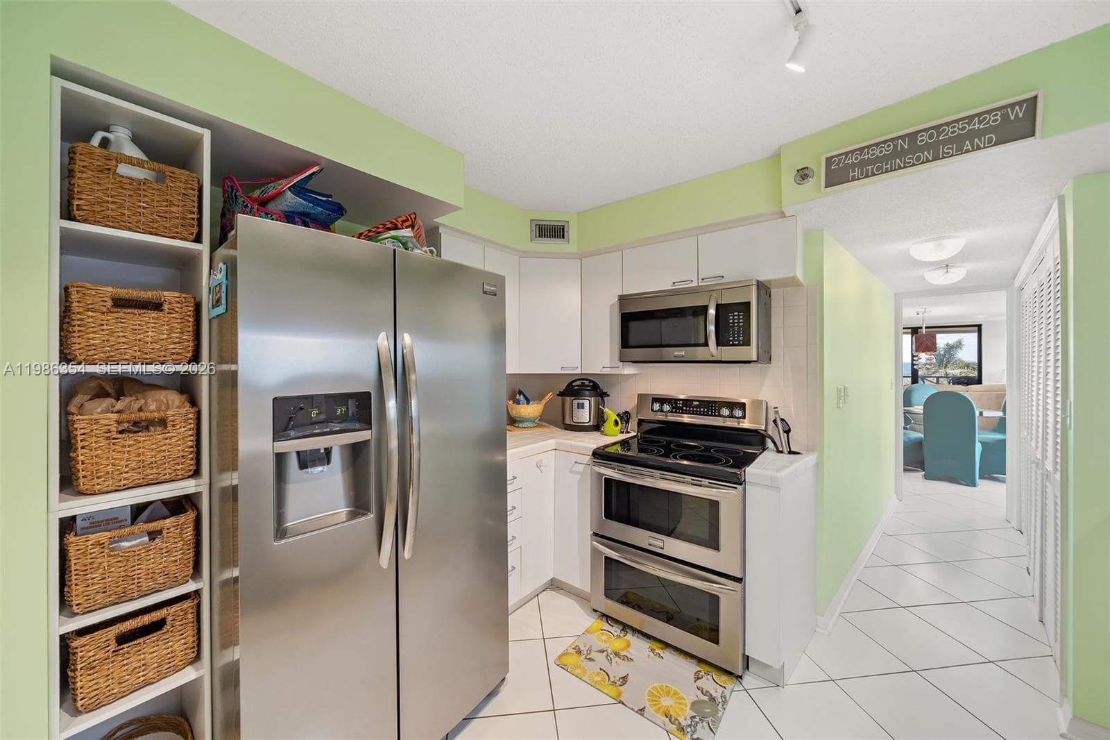 355 E Ocean Dr 401 photo 9