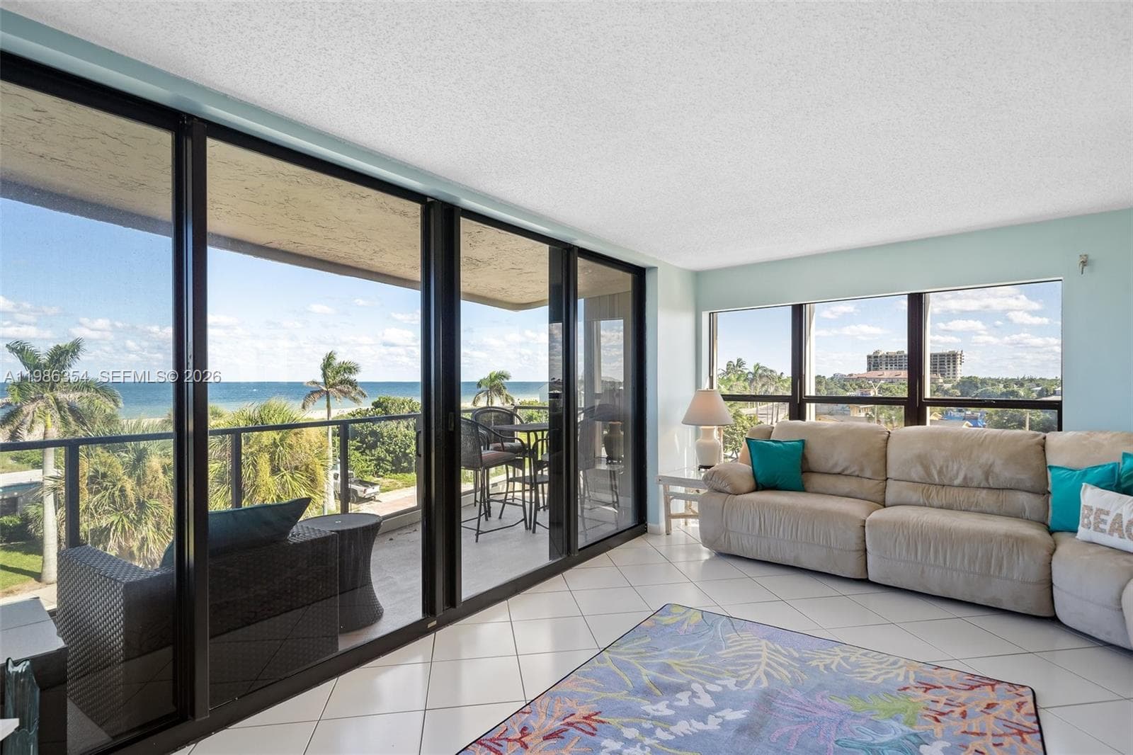 355 E Ocean Dr 401 photo 4