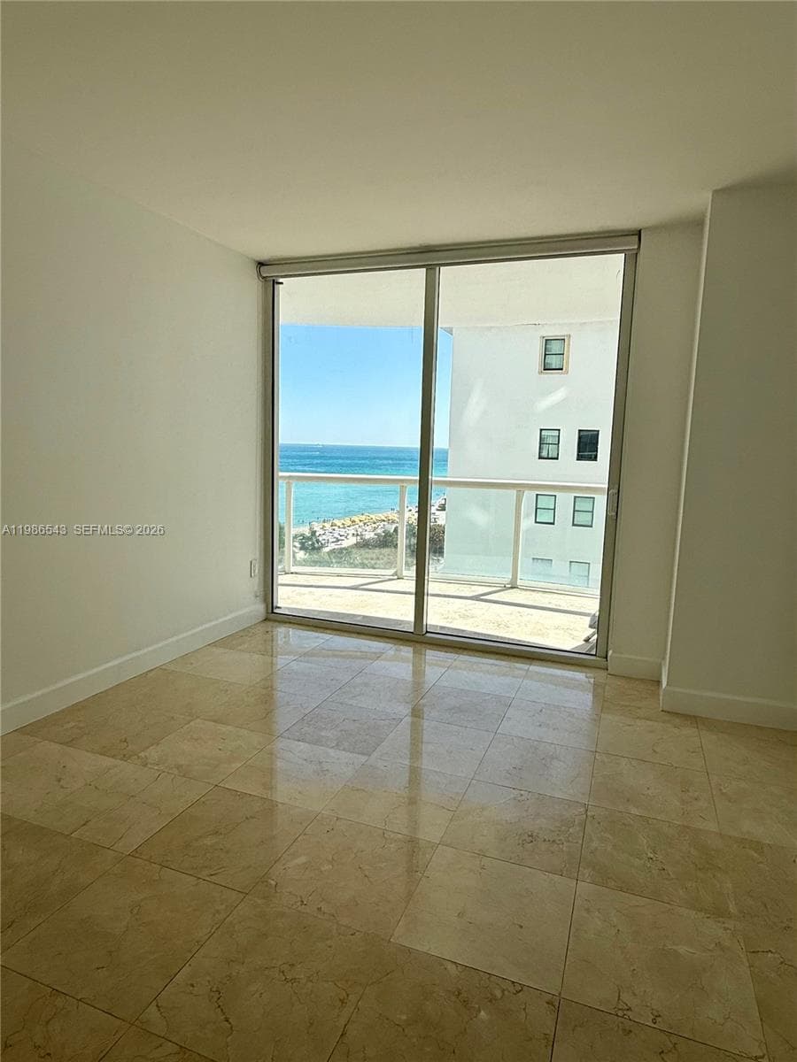 6365 Collins Ave 904 photo 9