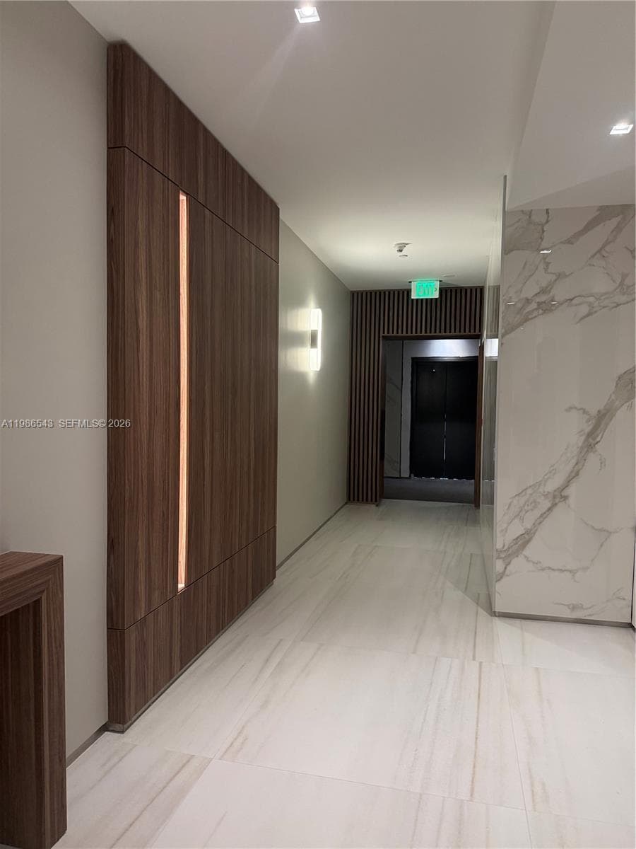 6365 Collins Ave 904 photo 4