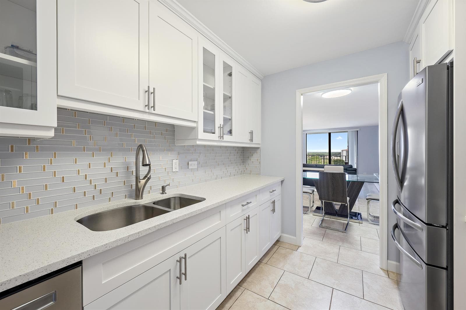 1200 Marine Way 915 (ph7) photo 7