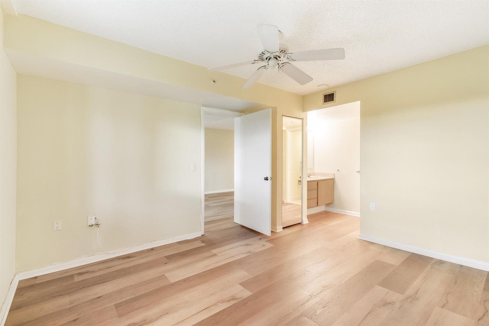 1701 Marina Isle Way 301 photo 24
