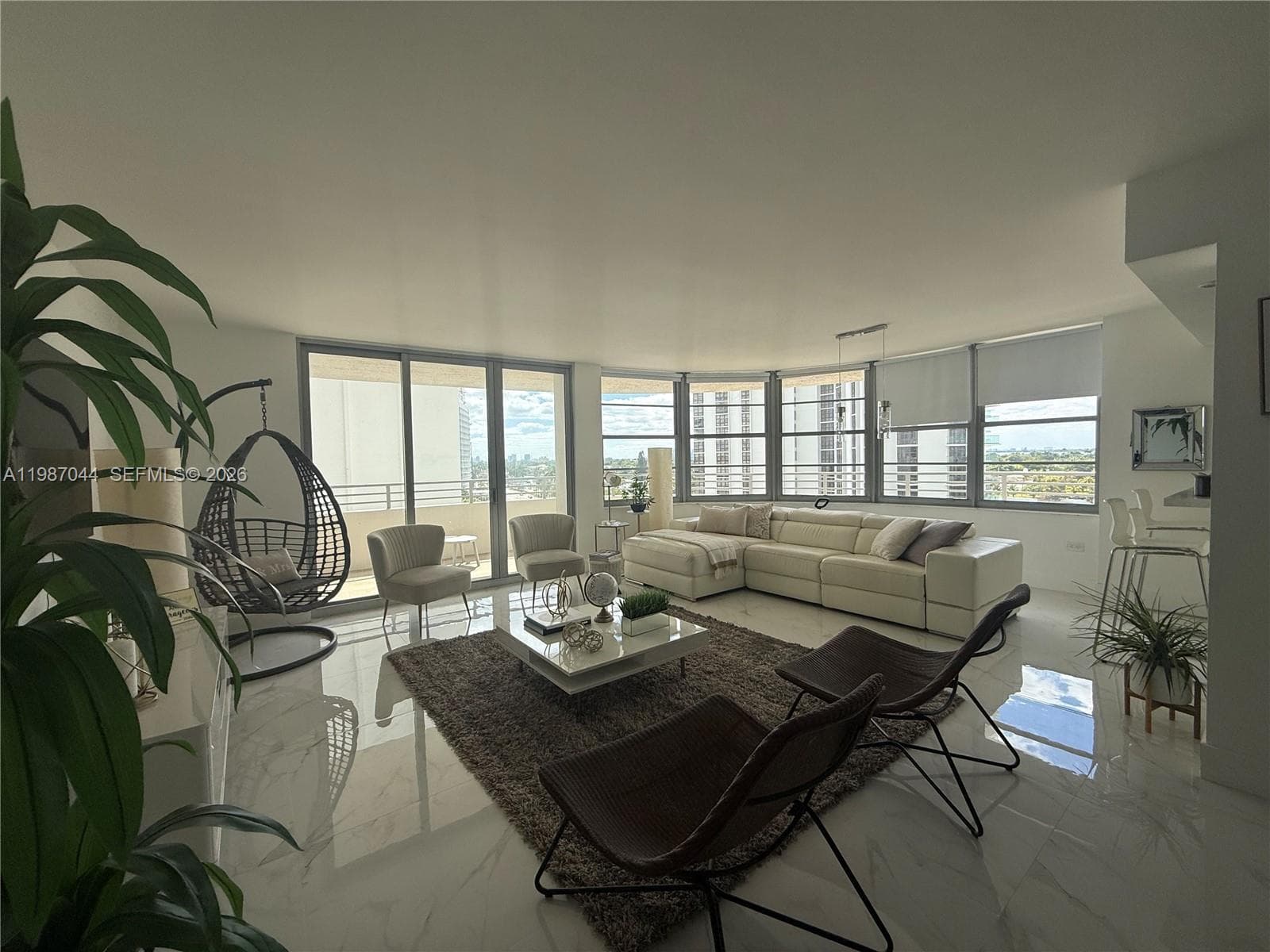 5555 Collins Ave 8R photo 3