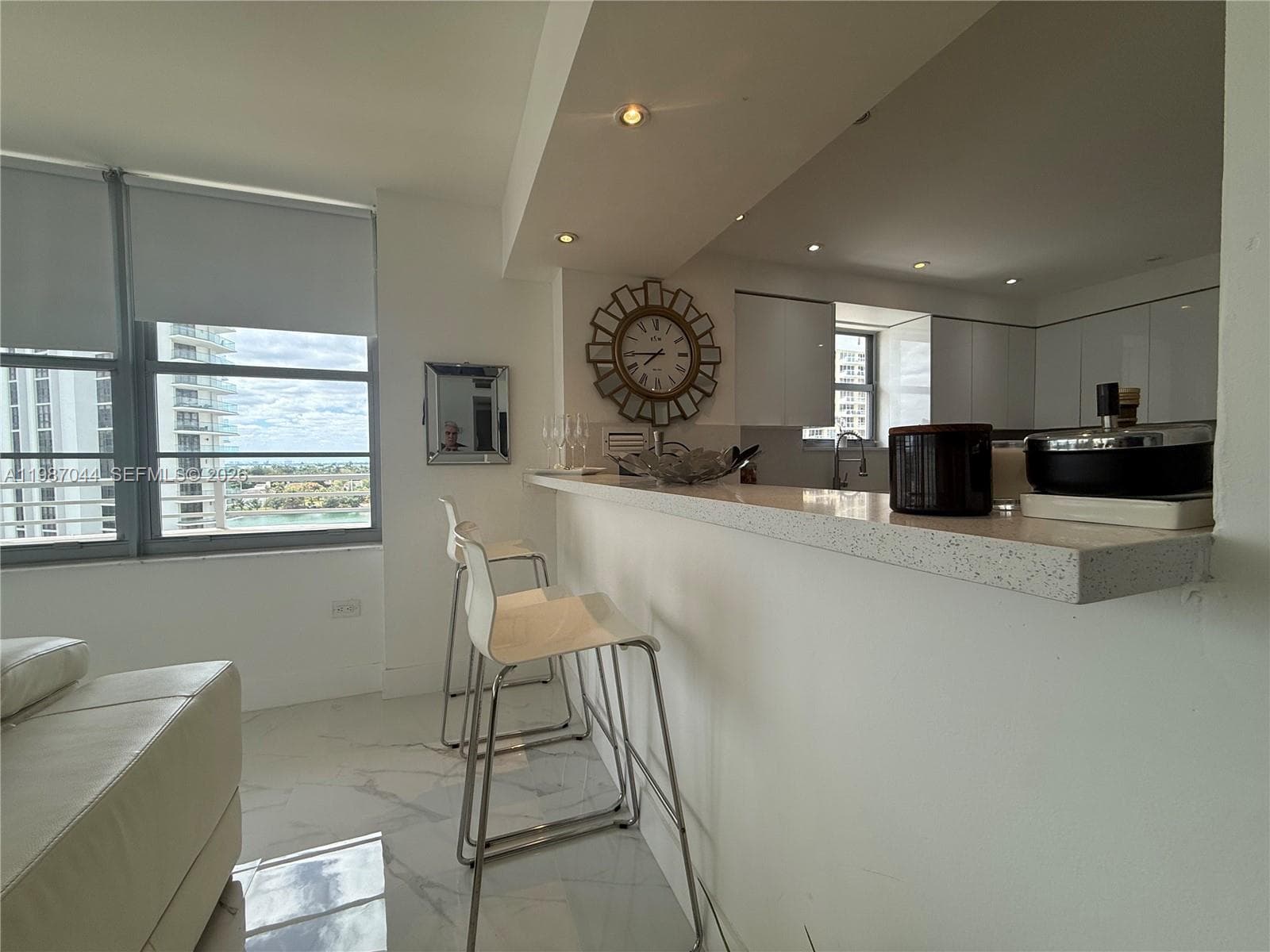 5555 Collins Ave 8R photo 5