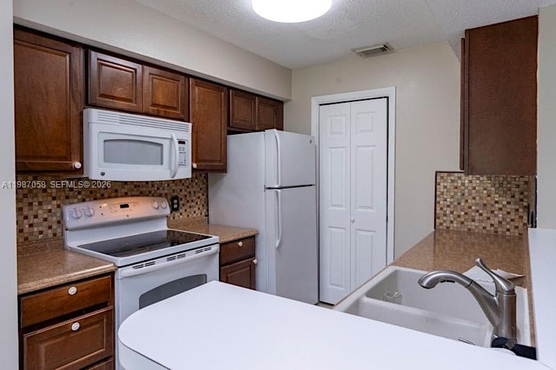 815 W Boynton Beach Blvd 10-205 photo 16