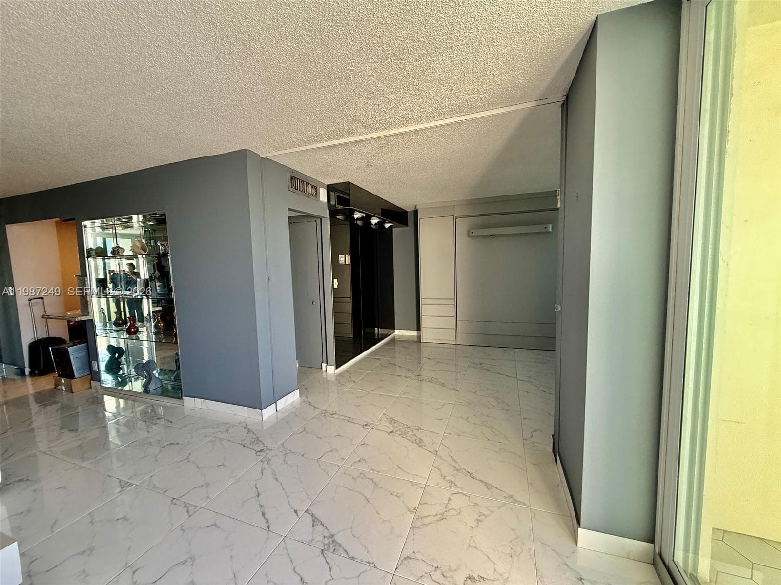 3180 S Ocean Dr 509 photo 8