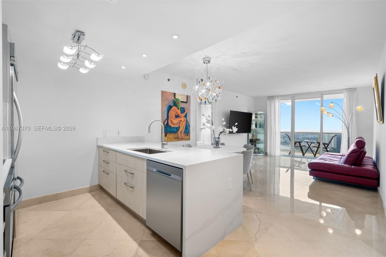 1850 S Ocean Dr 4206 photo 2